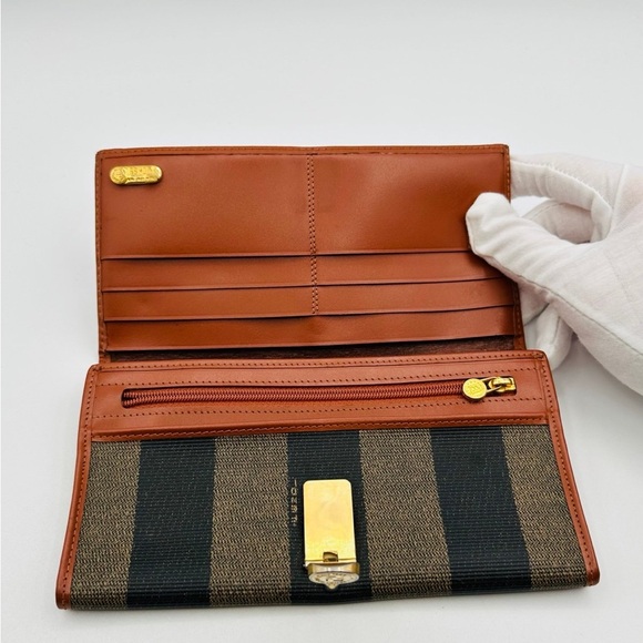 Fendi Pequín Striped Black and Brown Long Wallet with Gold Clasp - Picture 4 of 10